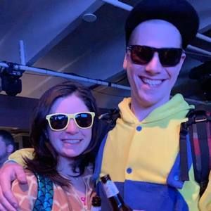 Meet your Posher, Corey